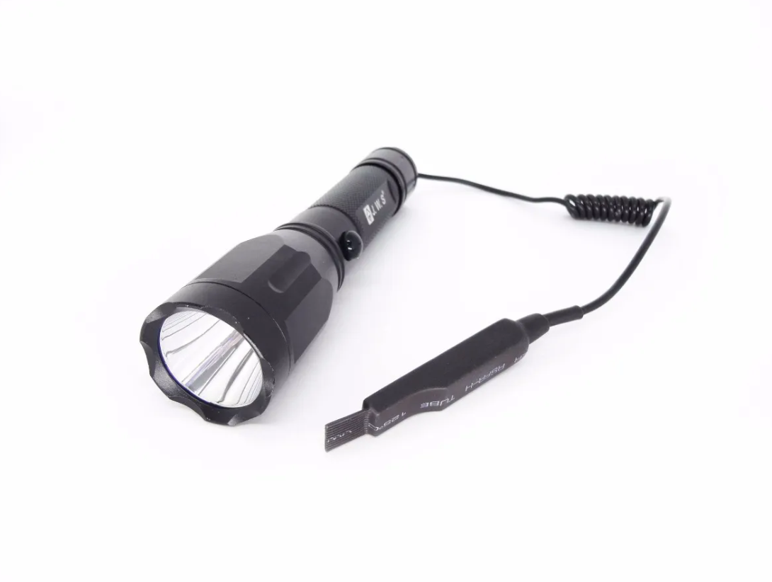 LANTERNA TATICA PARA CAÇA LUZ BRANCA - Image 5